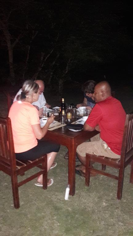 Indika Lake Resort Nuwarawewa East Zewnętrze zdjęcie